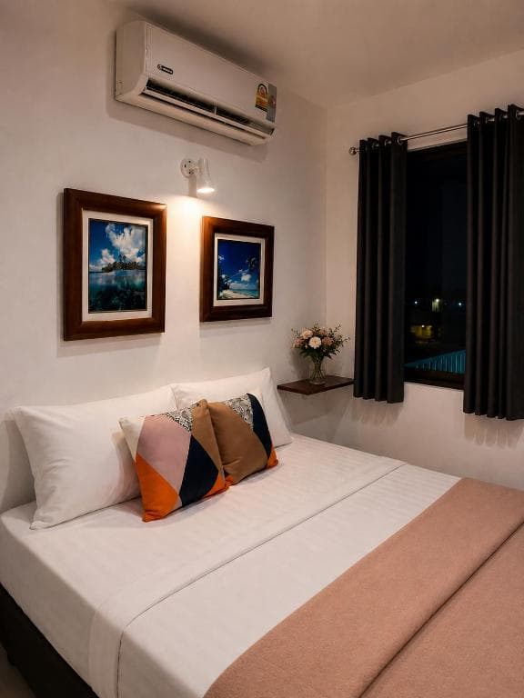 Double Room with Balcony — photo 3